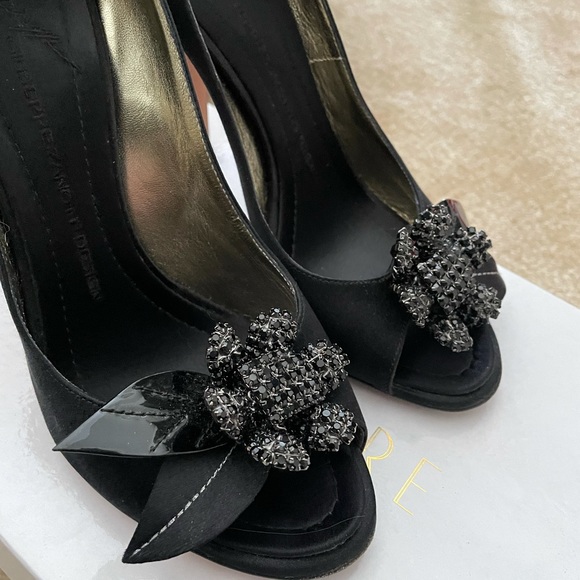 Giuseppe Zanotti Black Heels size 38,5 / 7,5 - Picture 4 of 7